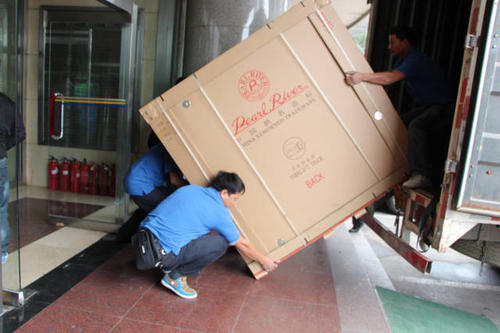 围场钢琴贵重工艺品无忧运